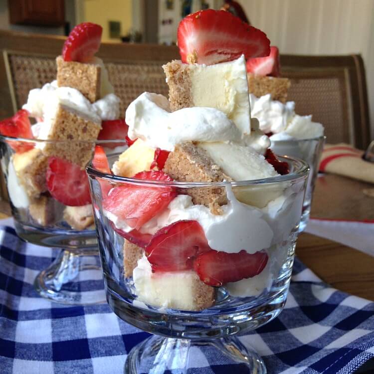 Strawberry-Cheesecake-Trifle-705-closeup