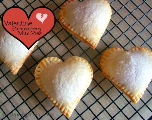 Valentine-Strawberry-Mini-Pies
