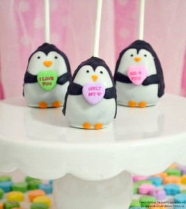 penguin-valentine-cake-pops-13